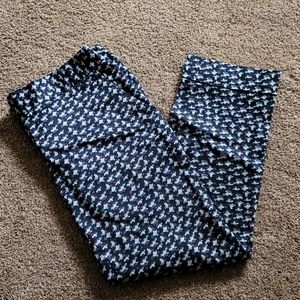 The limited drew fit capri